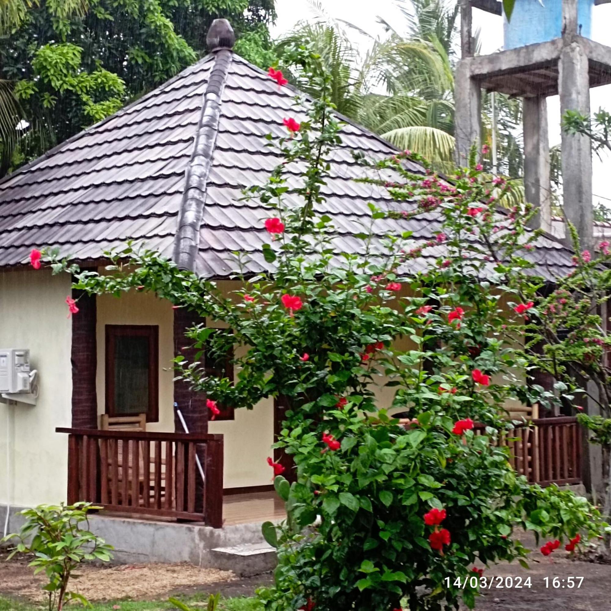 Tangga Bungalows Gili Air Dış mekan fotoğraf