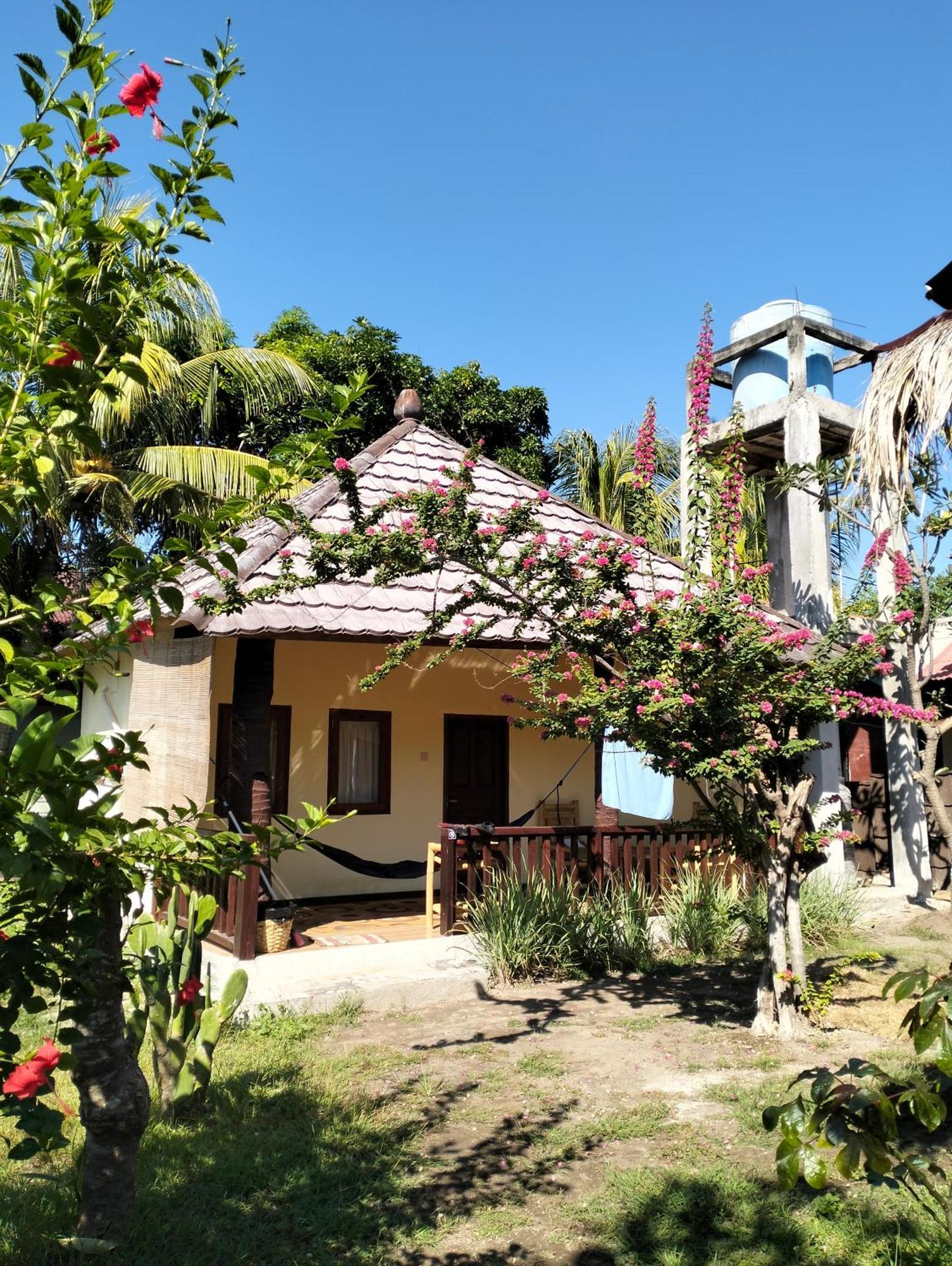 Tangga Bungalows Gili Air Dış mekan fotoğraf