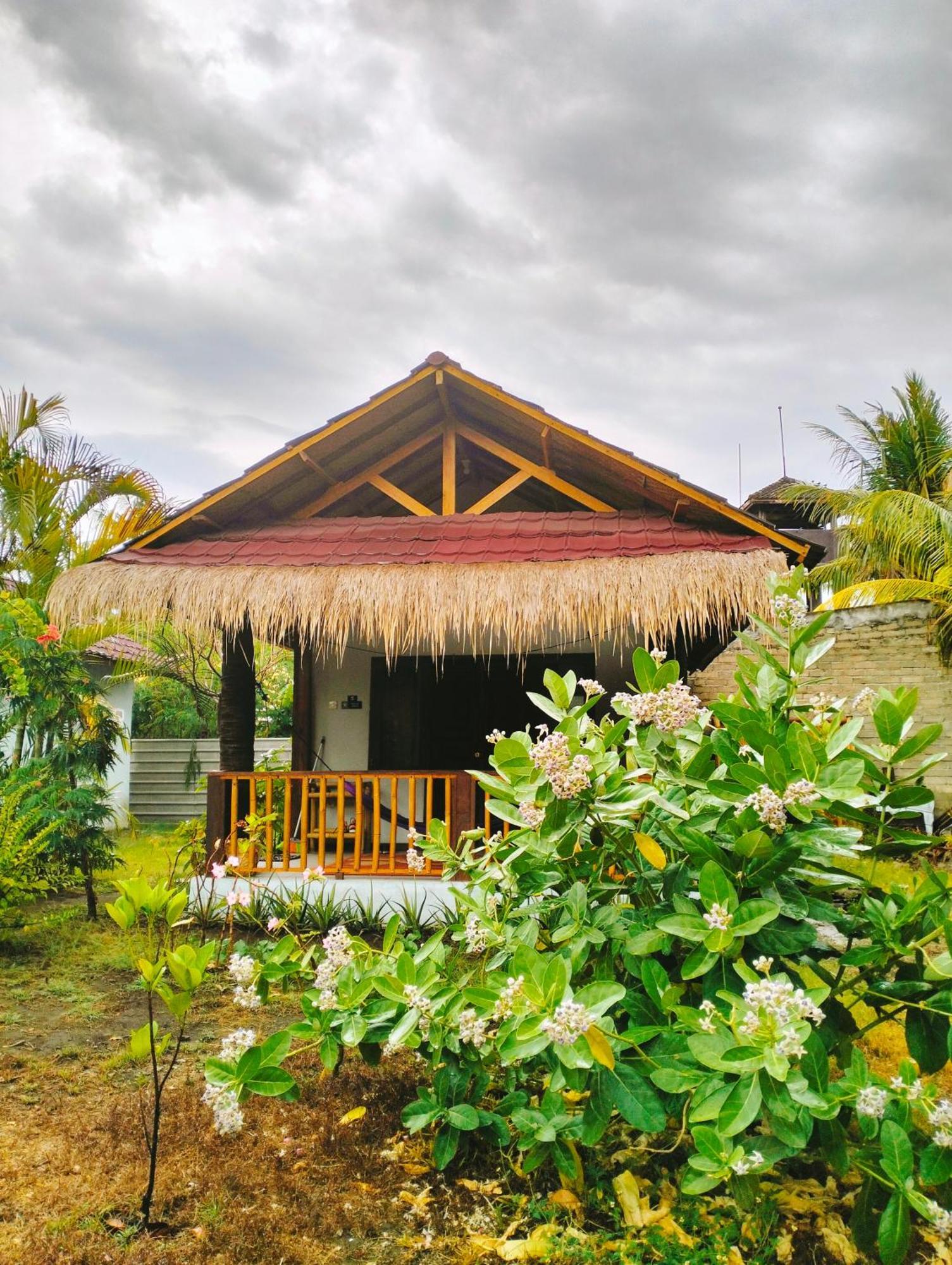 Tangga Bungalows Gili Air Dış mekan fotoğraf