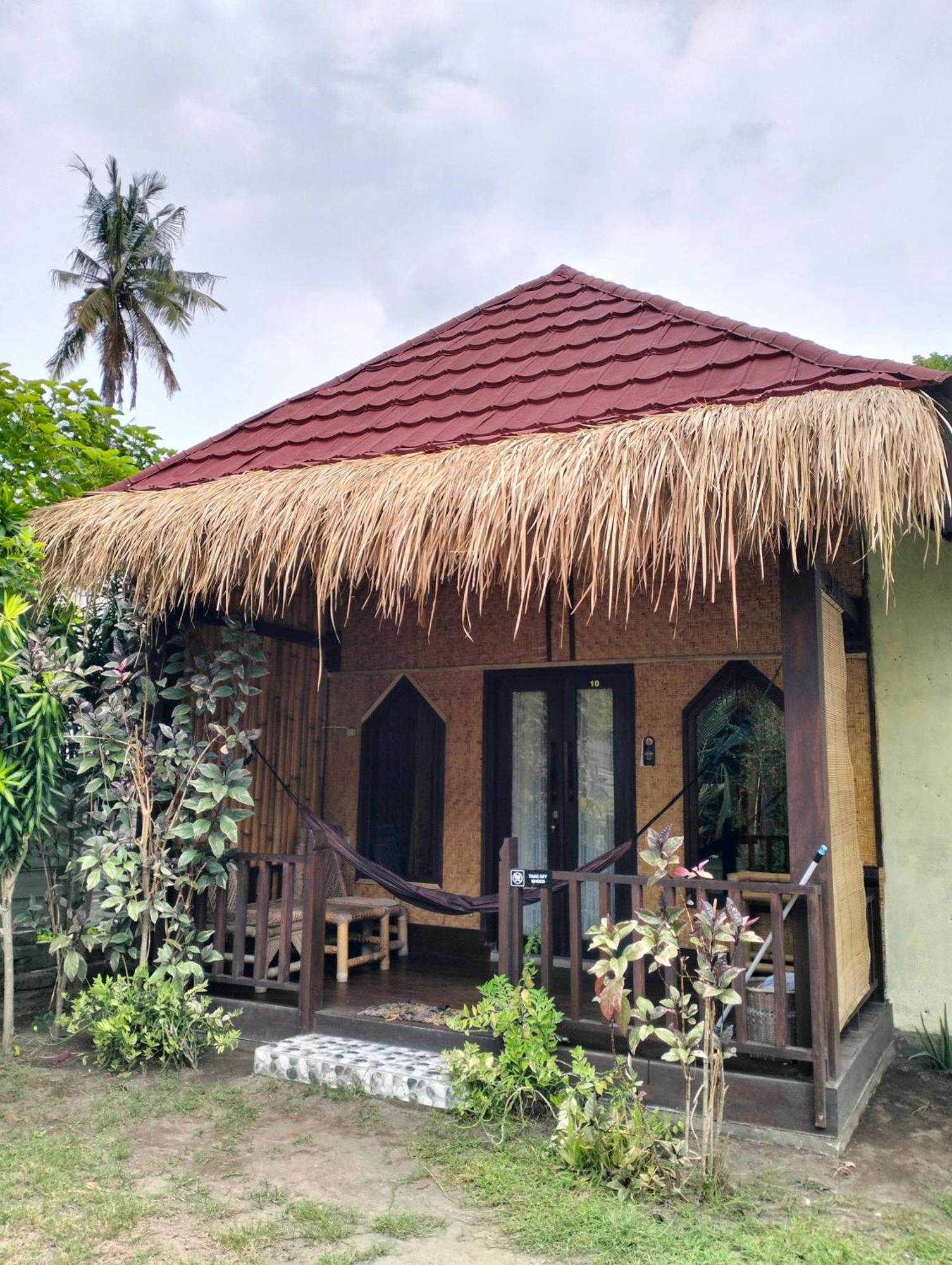 Tangga Bungalows Gili Air Oda fotoğraf