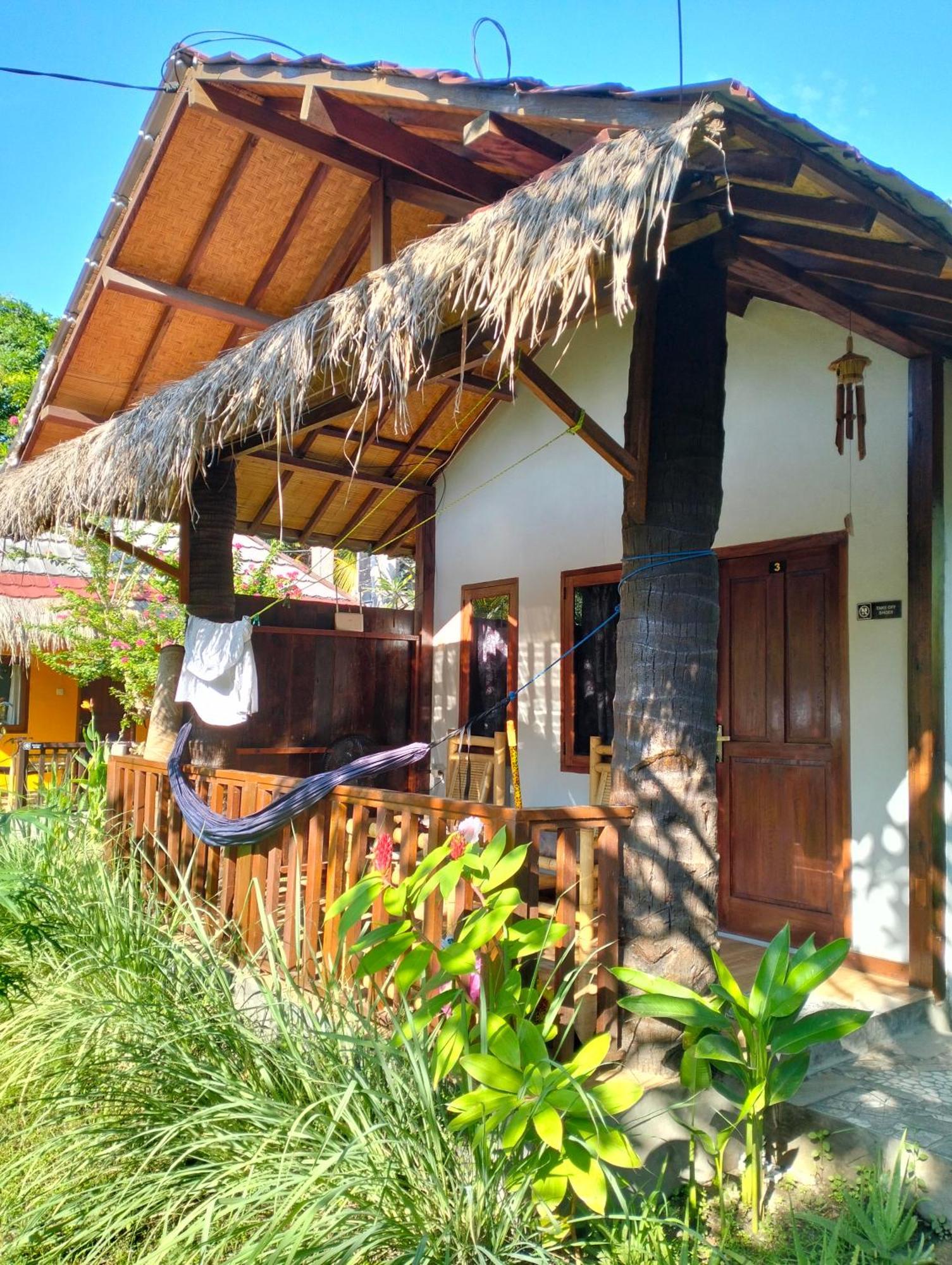 Tangga Bungalows Gili Air Oda fotoğraf